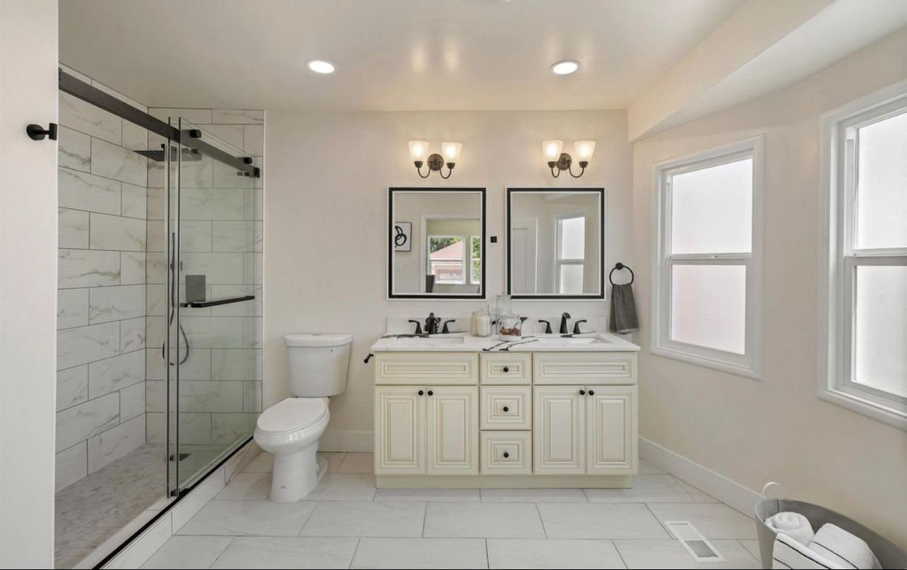 Spotless bathroom with double vanity